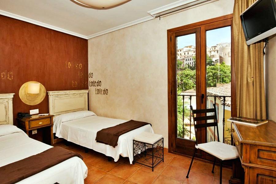 Отель Yit Puerta Bisagra Толедо Экстерьер фото